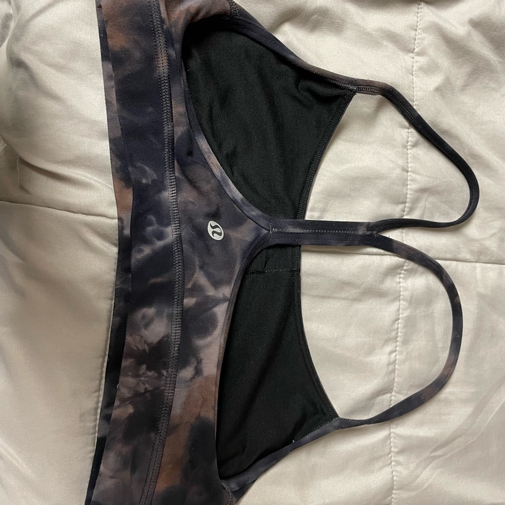 Lululemon Flow Y Bra Nulu * light support B/C cup Graphite Grey Pink Pastel